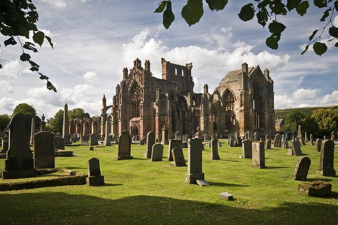 1 Day Alnwick Castle, Holy Island & Scottish Borders - Alnwick Garden or Alnwick village