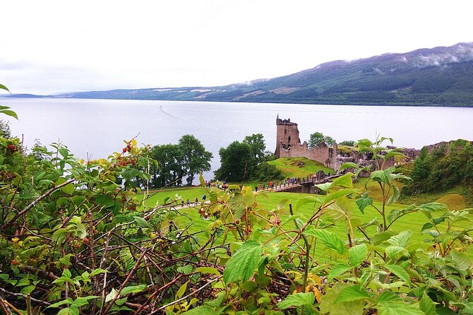 2 Days on the Loch Ness Canal of Caledonia and the Highlands - Day one: bridge, Perthshire, and Highland castles