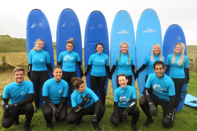 2 hour group lesson (3-16 people) - From sand instruction to the first wave