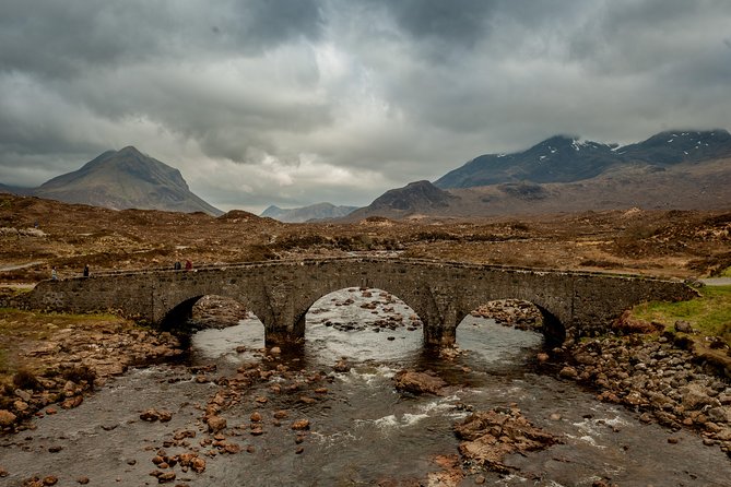 4-Day Isle of Skye and Highlands Small-Group Tour from Edinburgh - What the mini-coach is really like