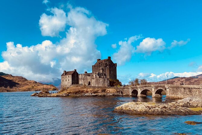 4-Day Isle of Skye & Jacobite Steam Train (train ride included) - Day one: Loch Lomond, Glencoe, and Fort Augustus