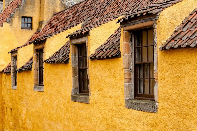 4-Day Outlander Trail Tour from Edinburgh Including Admissions - Accommodation, coach comfort, and daily pace