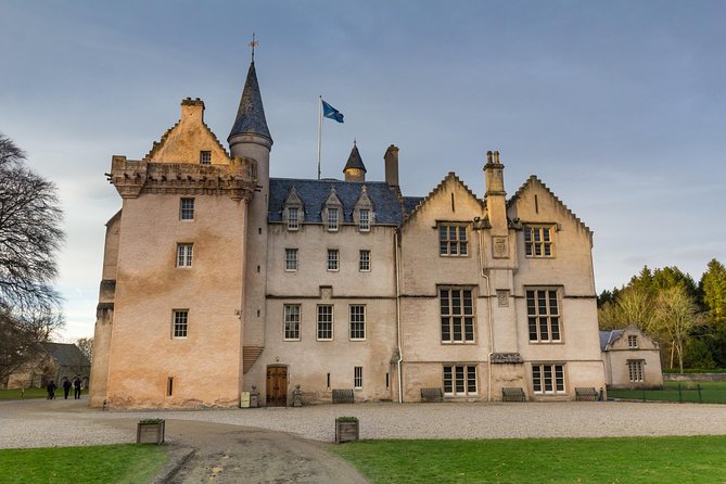 4-Day Scottish Castles Experience Small-Group Tour from Edinburgh - A four-day route built around Scotland’s castles