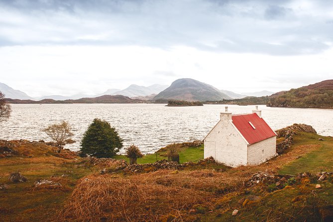 5-Day Highland Explorer and Isle of Skye Small-Group Tour from Edinburgh - Four nights in B&Bs or three-star hotels