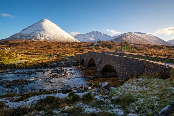 5-Day Isle of Skye, Loch Ness & Inverness From Edinburgh - Day 2: Glenfinnan, Eilean Donan, and Portree