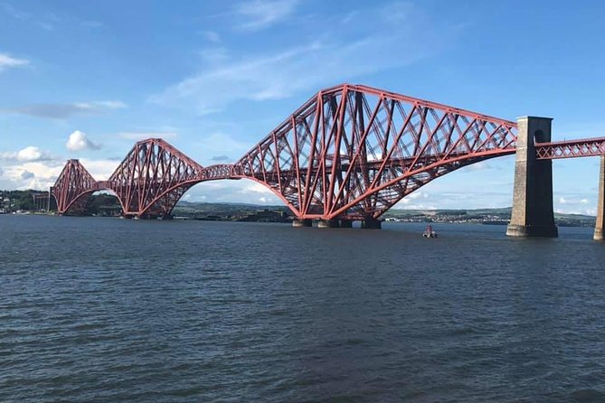 A taste of Scotland Full-Day Private Tour - The Wallace Monument adds a national hero