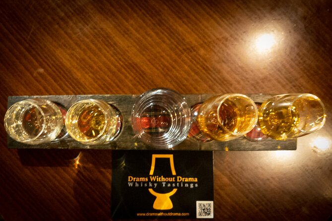 Afternoon Whisky Tasting in a Traditional Edinburgh Bar - Starting near the Lawnmarket at 2:30pm