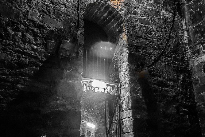 City of the Dead Underground Vaults (Day) - Physical comfort and practical planning