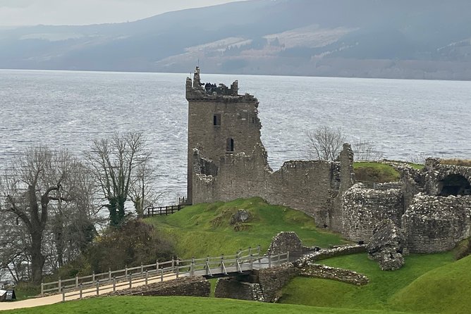 Culloden Battlefield, Clava Cairns and Loch Ness, Urquhart Castle - Glen Ord Distillery gives the day a whisky finish