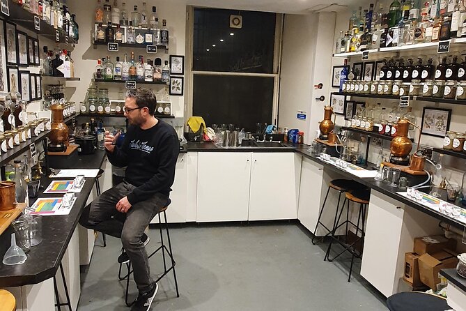 Distill a bottle of Gin on mini copper stills - Who will enjoy this most?