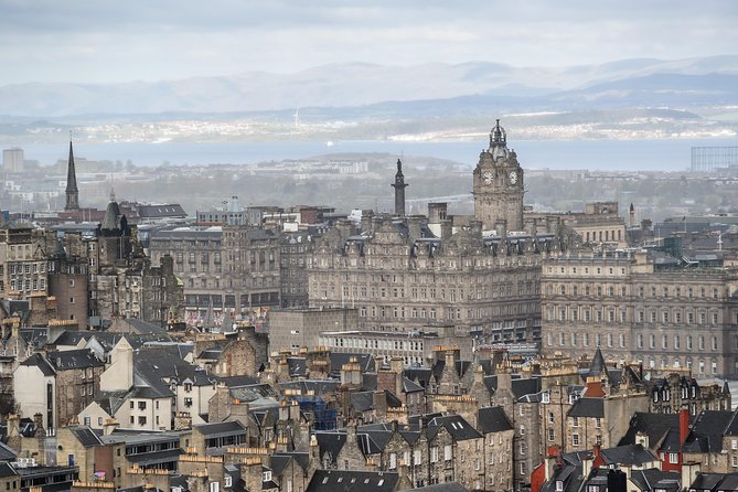 Edinburgh 3 Hour Walking Tour Italian Tour Guide - St Giles’ Cathedral and the story of Scottish worship