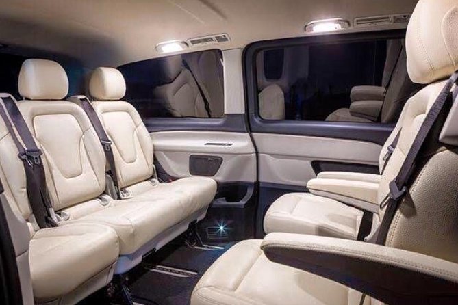 Edinburgh Airport to Glasgow City Chauffeured Hire Driver - Who Will Get the Most From This Ride?