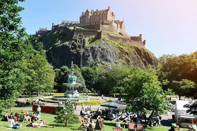 Edinburgh Castle Guided Walking Tour in English - The value of skip-the-line admission