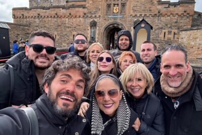 Edinburgh Castle & Royal Mile Walking Tour – Ticket Included