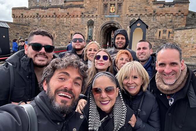 Edinburgh Castle & Royal Mile Walking Tour - Ticket Included - St. Giles’ Cathedral and the Act of Union