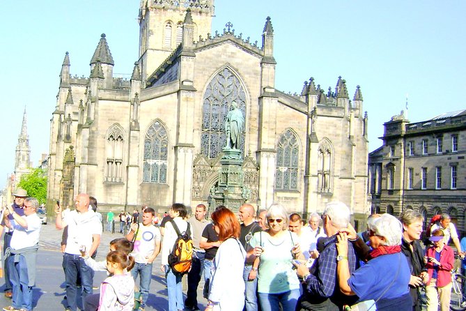 Edinburgh City Walking Tour, Discover Old Town, Royal Mile with a Local Expert! - The route’s physical demands and group size
