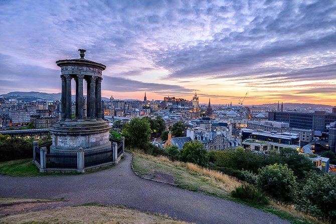 Edinburgh Darkside Walking Tour: Mysteries, Murder and Legends - Why Edinburgh’s dark past works so well at night