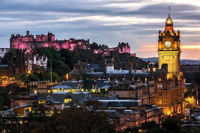 Edinburgh Darkside Walking Tour: Mysteries, Murder and Legends - Choosing between two historic burial grounds