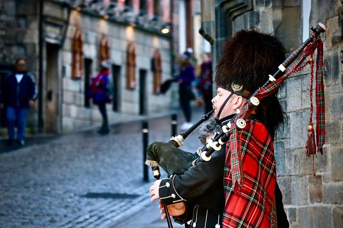 Edinburgh Food Tour with Scotch, Haggis, a Secret Dish & More - More Edinburgh sights along the wider route