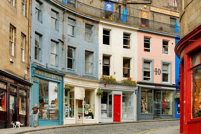 Edinburgh Half Day Tour (Private Chauffeur) - St Andrew Square and the New Town contrast