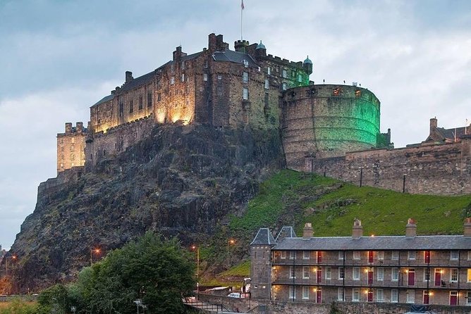 Edinburgh Half Day Tour (Private Chauffeur) - How the guides shape the experience