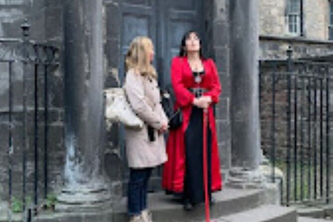 Edinburgh Historical Tour in Spanish - Why the underground street changes the feel of the tour