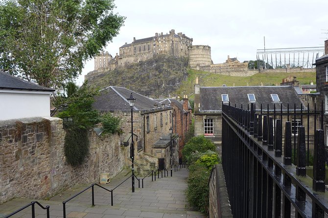 Edinburgh: History Lovers Old Town Walking Tour - The Old Town beyond the postcard view
