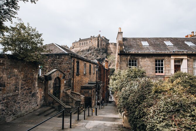 Edinburgh: Old Town's Highlights Walking Tour - Key points to know before you book