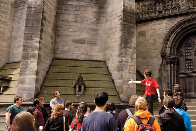 Edinburgh: Old Town's Highlights Walking Tour - Weather, group size, and practical comfort