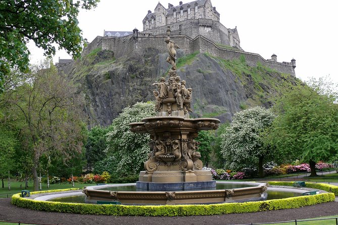 Edinburgh Private Tour with a Local - Highlights & Hidden Gems - Starting at New Town and St Andrew Square