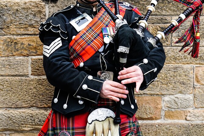 Edinburgh: Stirling Castle & Loch Lomond Private Luxury Day Tour - Loch Lomond and the Trossachs