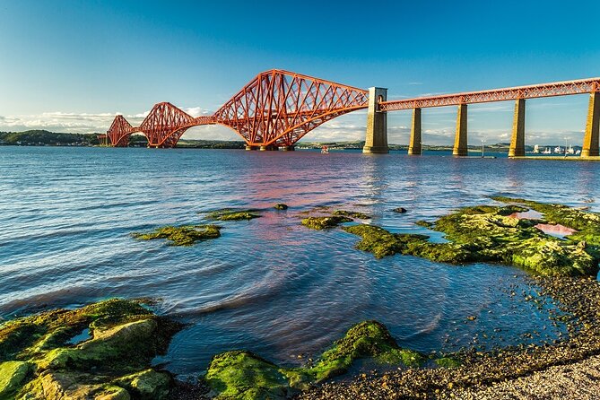 Edinburgh: The Outlander, Palaces & Jacobites Tour - Midhope Castle and the emotional Lallybroch stop