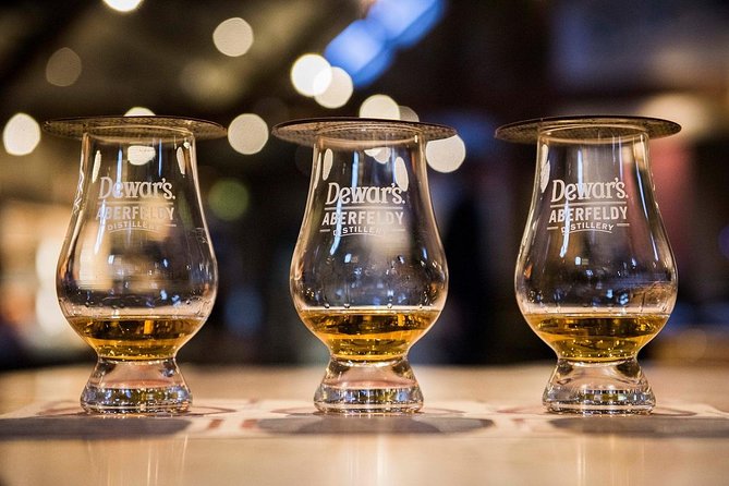 Edinburgh: The Ultimate Whisky Experience Tour - South Queensferry and the Forth Bridges