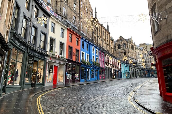 Edinburgh Unveiled: Luxury Private Driving Tour of Edinburgh - What the vehicle and guide service add