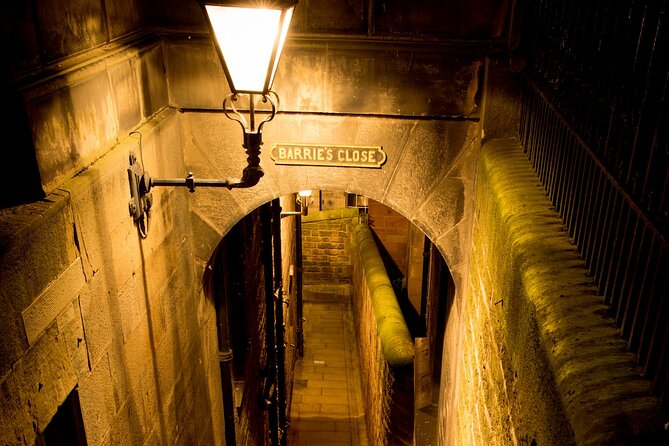 Edinburgh: Witches & Haunted History Walking Tour - The Royal Mile and the North Berwick witches