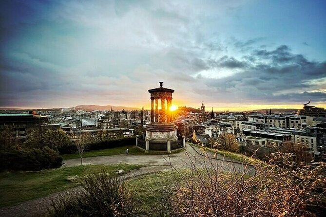 Enchanting Edinburgh: Half-Day Walking Tour with Local Guide - Charlotte Square shows the New Town at its grandest
