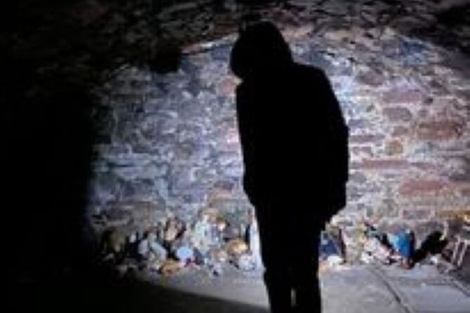 Extreme Paranormal Underground Ghost Tour in Edinburgh - Edinburgh after dark, with a theatrical edge
