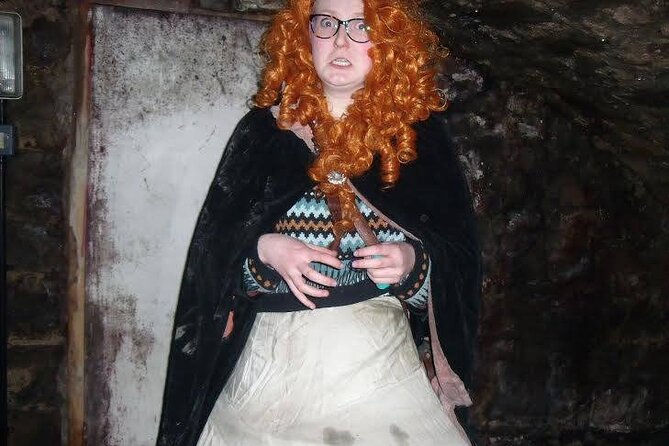 Extreme Paranormal Underground Ghost Tour in Edinburgh - Walking the wynds of the Old Town