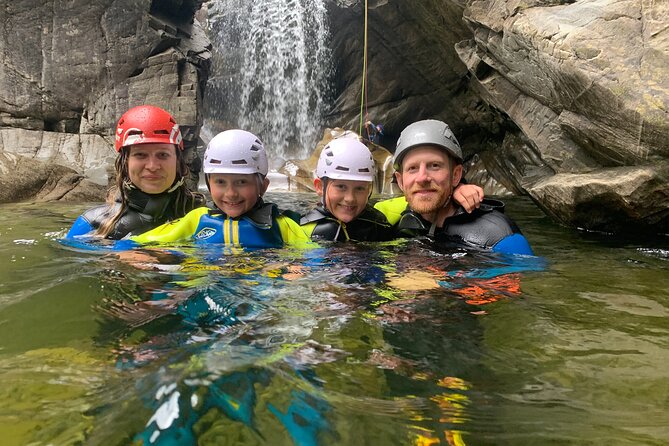 Family Gorge Walking - The Guides Set the Tone