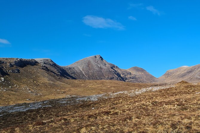 Full-Day Walking and Hiking Adventure in Quinag Mountain Range - Food, equipment, and weather planning