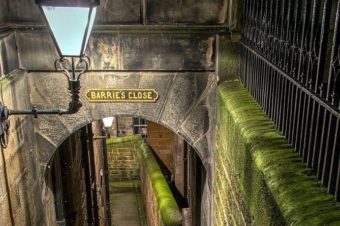 Ghosts, Mysteries, and Witches Tour - The tour is more historical than theatrical