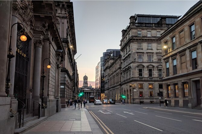 Glasgow Ghost Hunt: The Soul That Got Away Exploration Game - Buchanan Street turns the walk into people watching