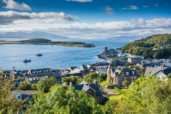 Glasgow: Glencoe & Oban Privately Guided Day Tour in Luxury MPV - Inveraray adds a tidy town and time for lunch