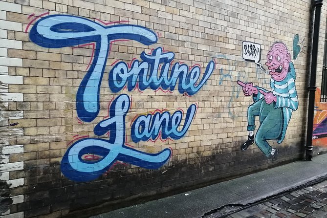 Glasgow Street Art Daily Walking Tour: 2pm - Billy Connolly fills the wall above you