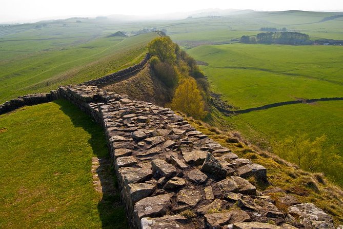 Hadrian's Wall & The Borders Tour from Edinburgh Incl. Admission - Why Hadrian’s Wall works best as a full borderlands journey