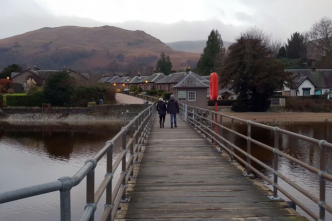 Highland Lochs & Castles Tour to Oban & Glencoe - Oban gives you 90 minutes for lunch
