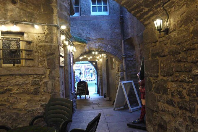 Highlights from the Royal Mile: A Self-Guided Audio Tour - From Netherbow Port into the old Canongate