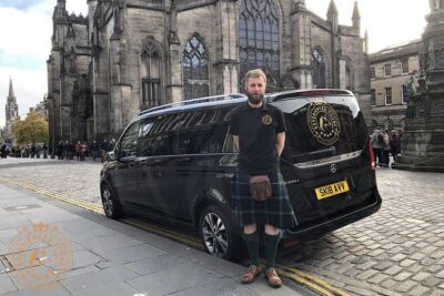 Historic Edinburgh and Rosslyn Chapel Full-Day Private Tour in a Premium Minivan
