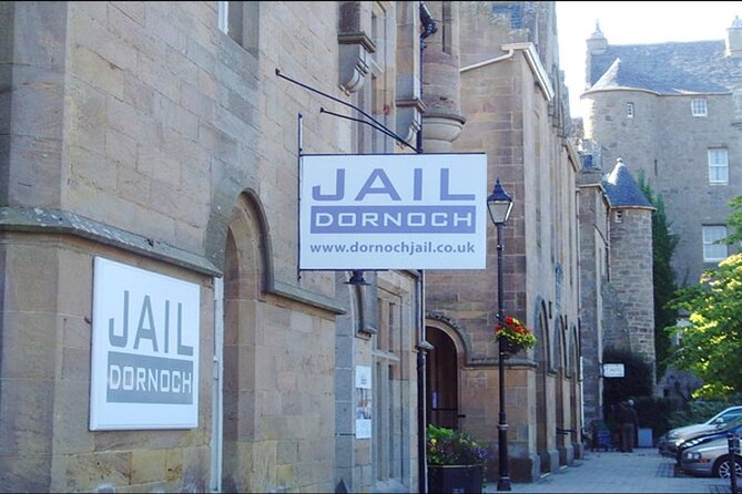 Invergordon Cruise Excursion - Castle ,Whisky and History Tour - The guides make the biggest difference