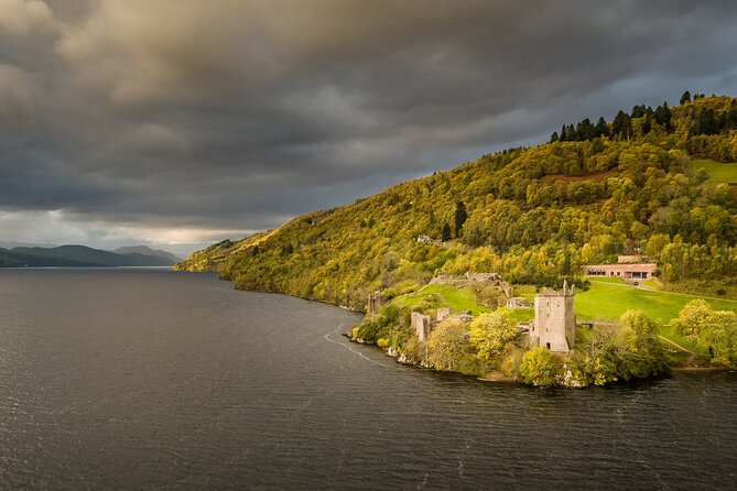 Inverness Castle, Clava, Culloden Battlefield and Loch Ness - Why the guide can make or break the day